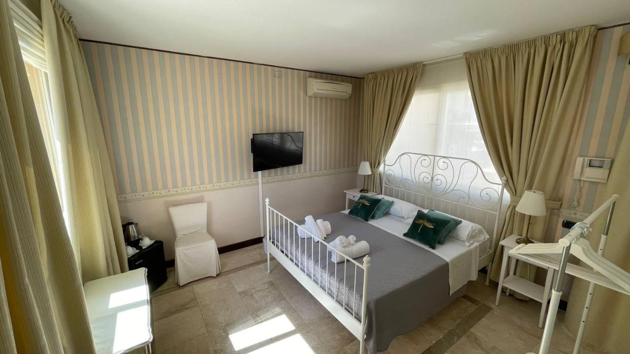 Hotel Palazzo Chiara Cagliari Exterior foto